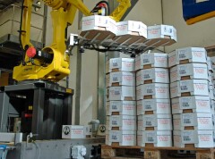 DERO GROEP CHEESE CheeseRobotPalletizer 01