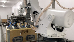 DERO GROEP CHEESE CrateUnloadingRobot 04