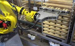 DERO GROEP CHEESE RackLoadingRobot 03